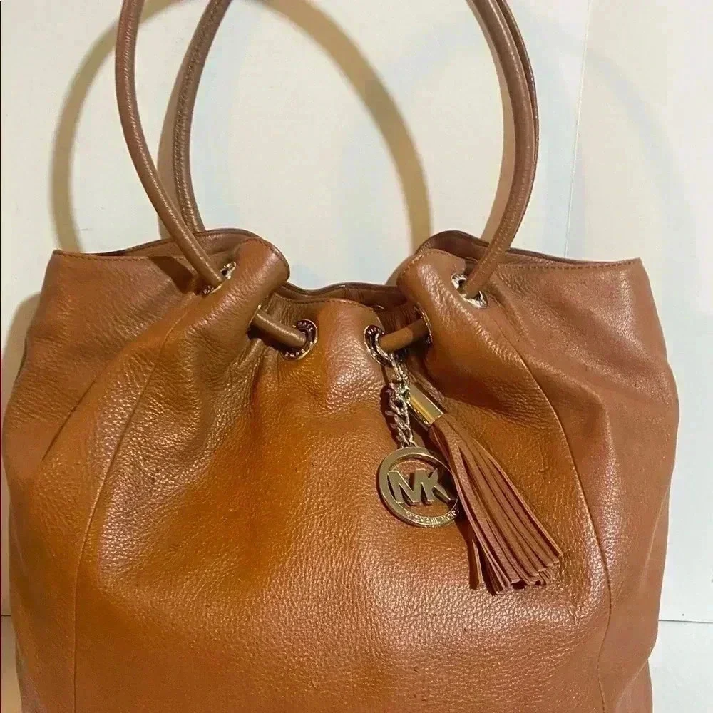 Michael kors brown leather satchel handbag